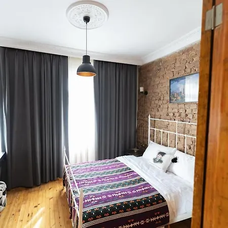 Apartamento Beyoglu'nda 4+1 Ferah, Manzarali Tarihi Istambul